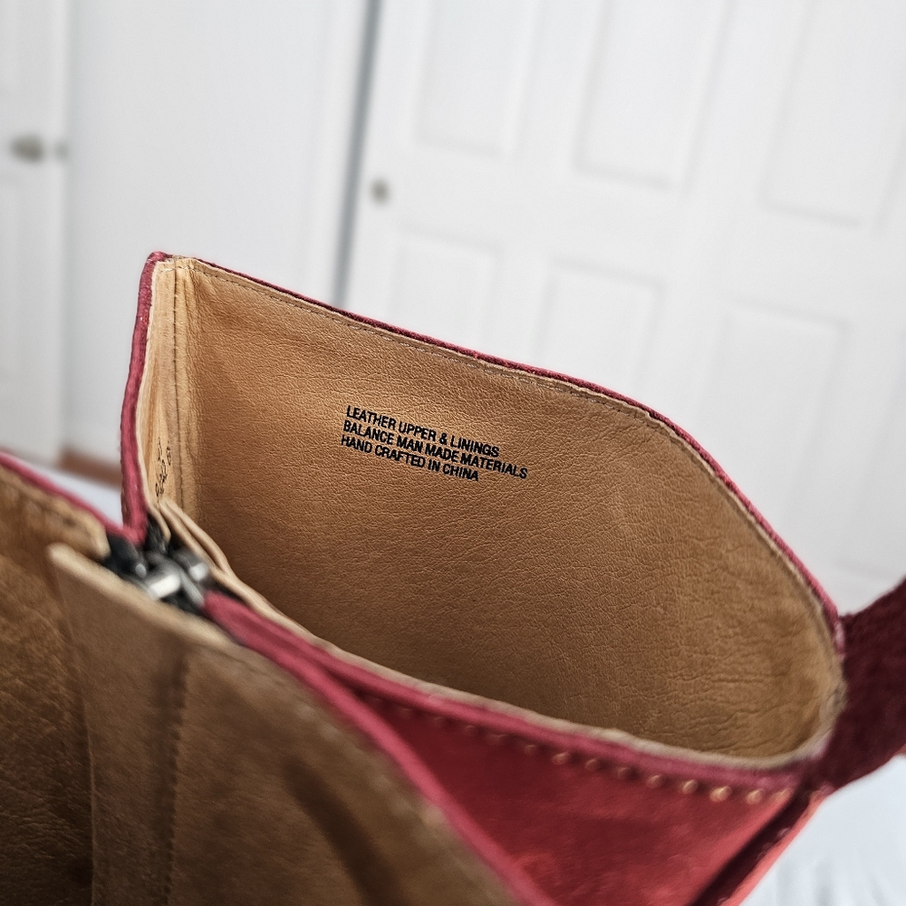 Womans BORN Leather Boots Womans Size 9½ - Picture 5 of 15